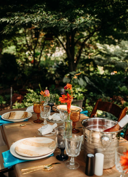 Palm Leaf Dinnerware